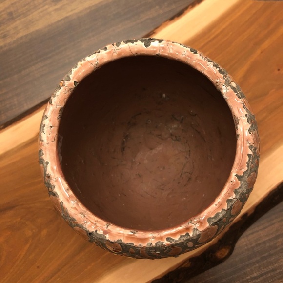 Textured Pink and Gray Lava Crackled Ceramic Planter - Picture 3 of 12